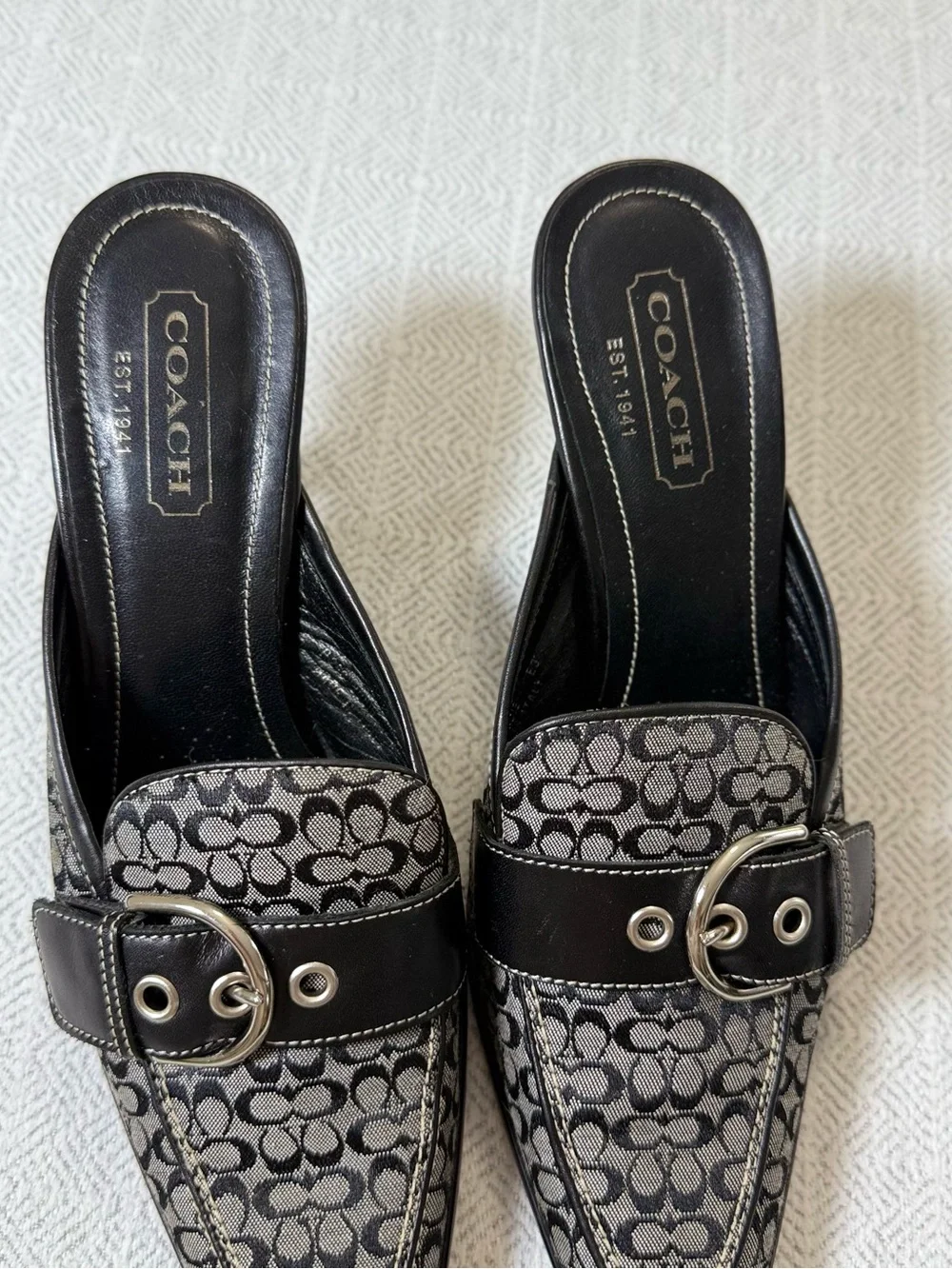 Vintage Coach Logo Canvas Mules Kitten Heels Pointy Toe Buckled with box 8 1/2